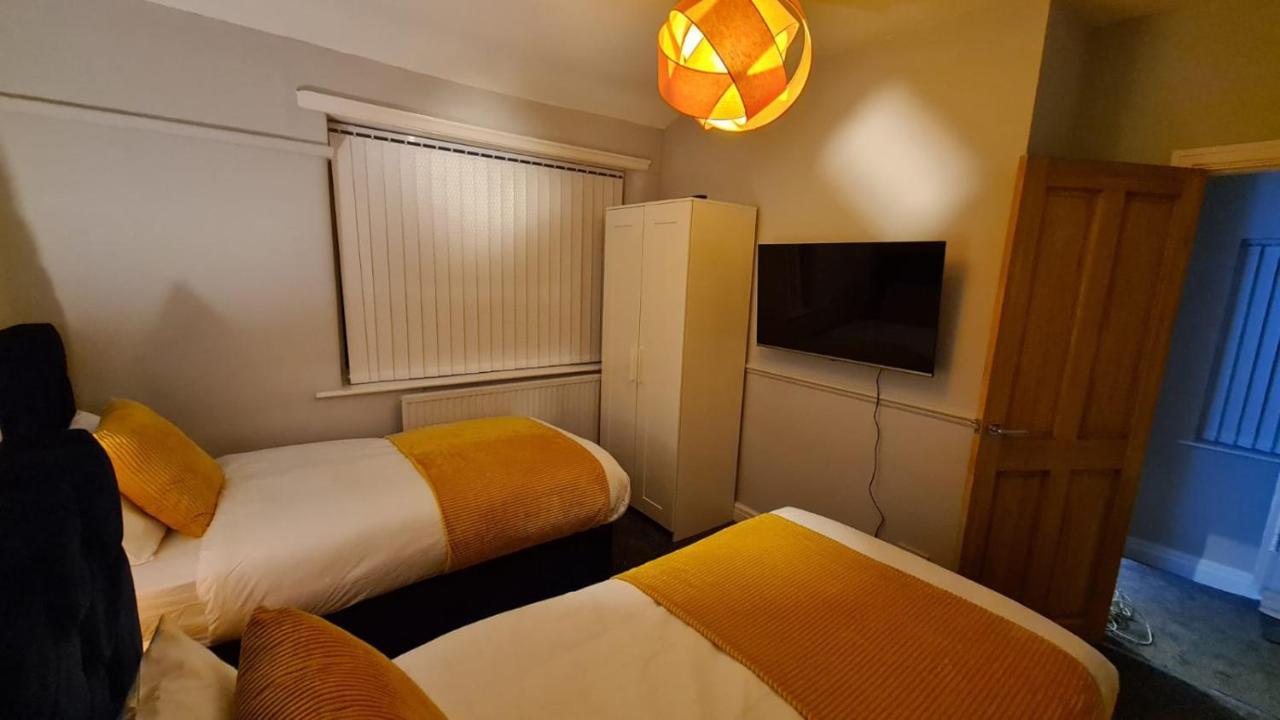 Stunning Holiday Home. Free Parking. Manchester Exteriér fotografie